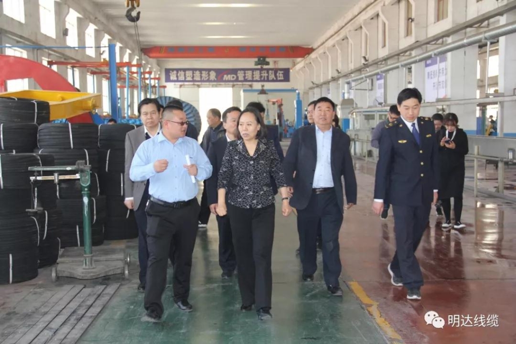 �ӱ�ʡ�г��ϵ�ֵ�����Ƕ���ϼݰ��ʥ��ɳ��ʤ���翼�����